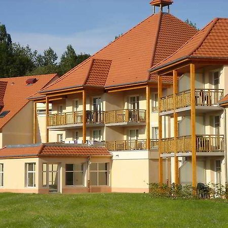 Residhotel Golf Garden Levernois Bagian luar foto